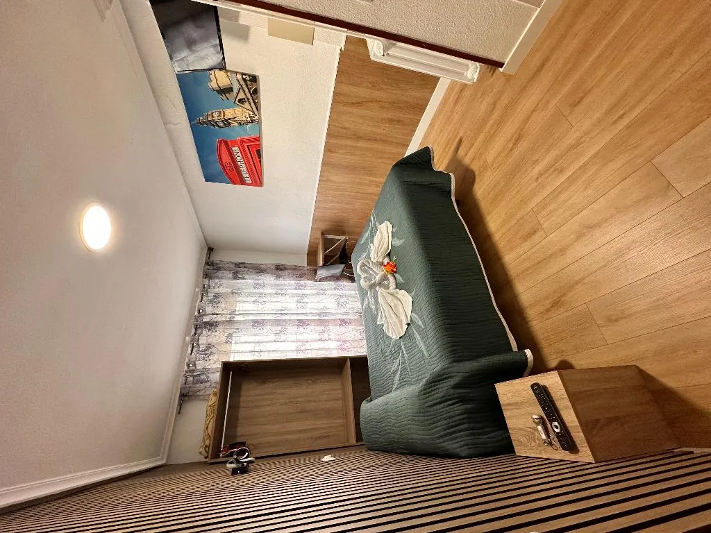 DOUBLE STANDARD Room, Hostal Rober, Madrid