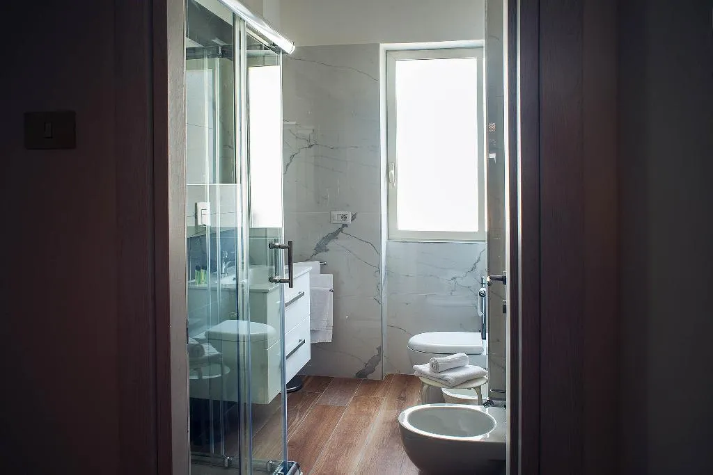 APARTMENT CAPACITY 4 Room, Residenza Flegrea, Naples