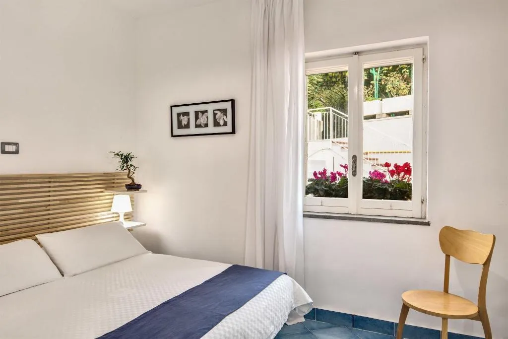 APARTMENT SUPERIOR Room, Gocce Di Capri  Residence, Naples