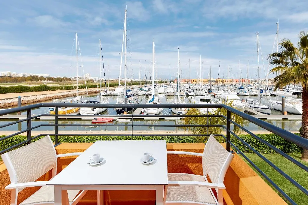 APARTMENT STANDARD Room, NH Marina Portimão Resort, Algarve