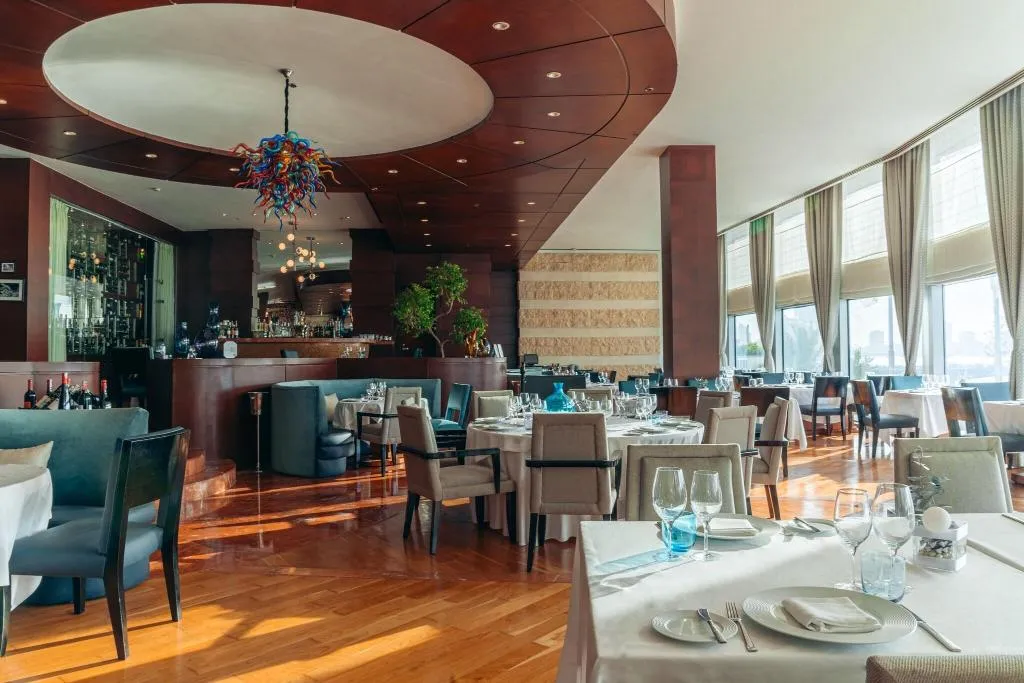Restaurant, The Nile Ritz-Carlton, Cairo, Cairo