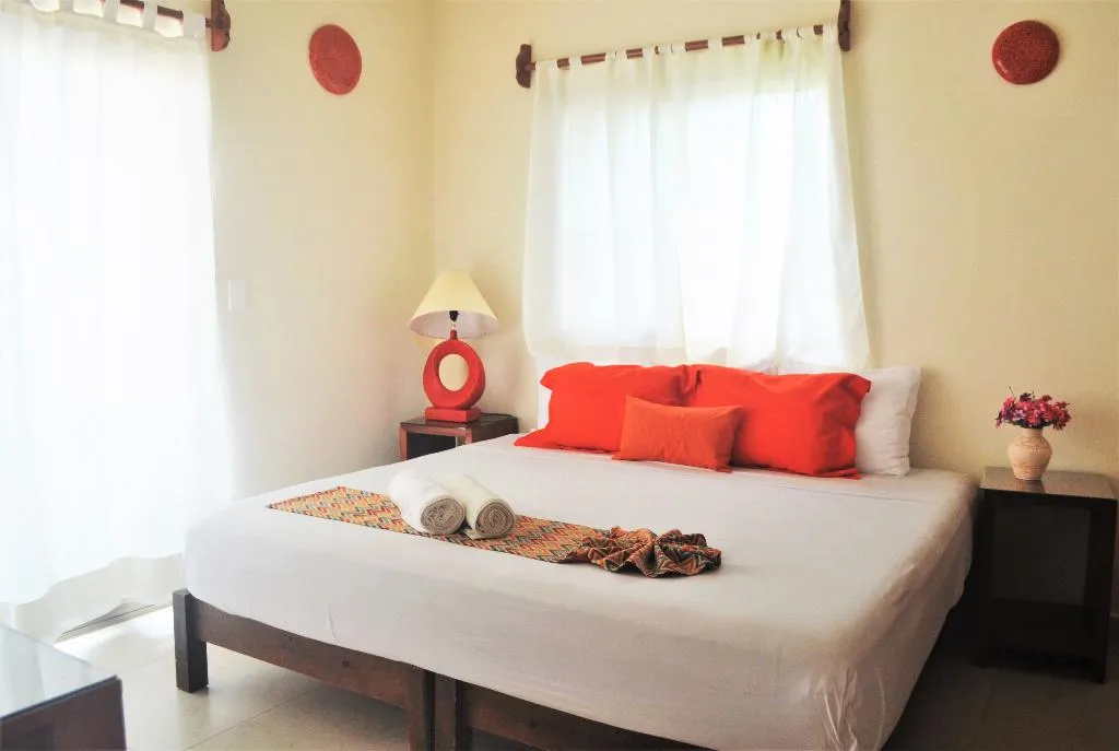 FAMILY ROOM CITY VIEW Room, Arrecifes Suites, Cancun Area