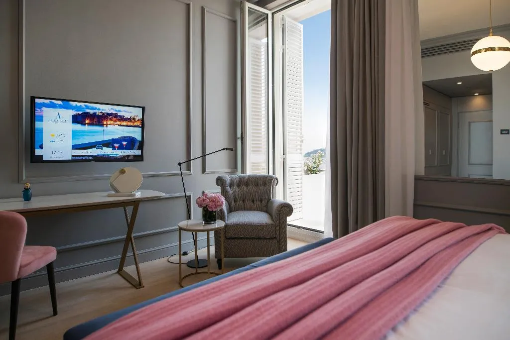 DOUBLE WITH TERRACE Room, Hotel Excelsior Dubrovnik, Dubrovnik