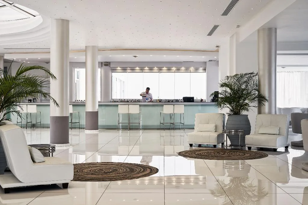 Bar, Aulus Chania Resort, Curio Collection by Hilton, Thessaloniki