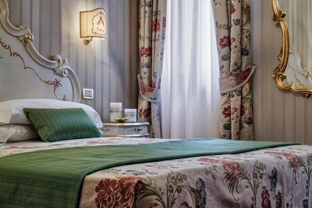 DOUBLE STANDARD Room, Antica Locanda Al Gambero, Venice
