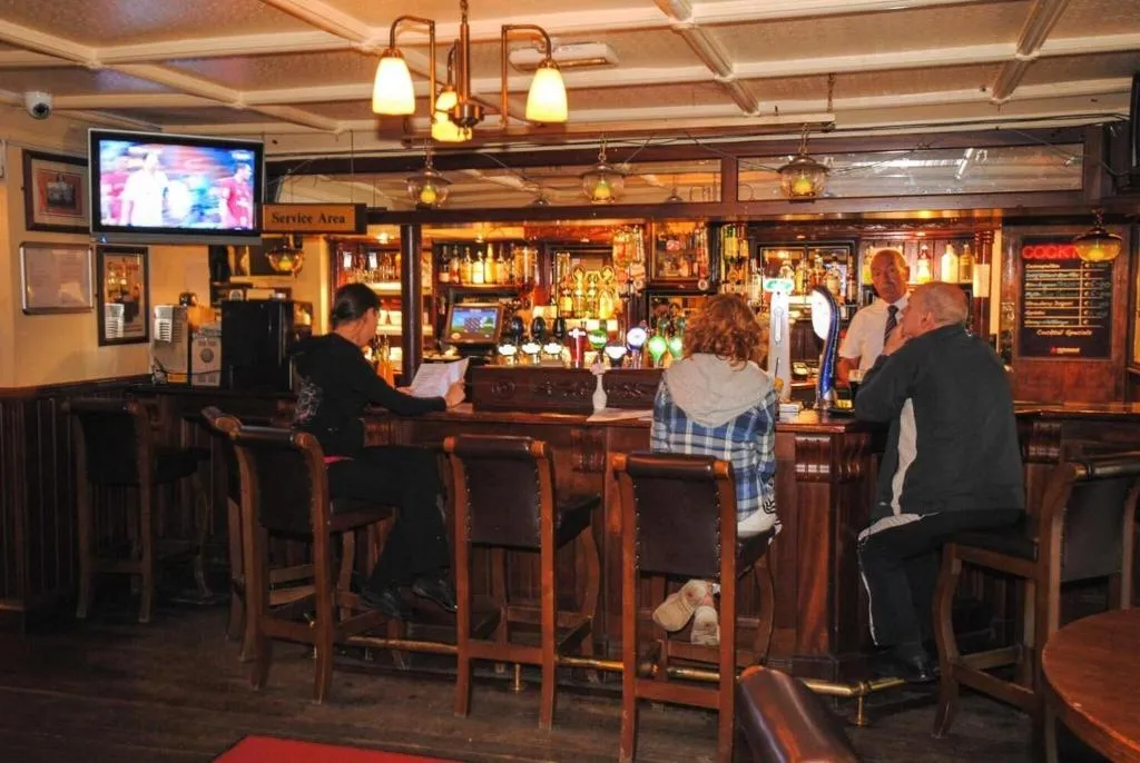 Bar, The Lansdowne Hotel, Dublin