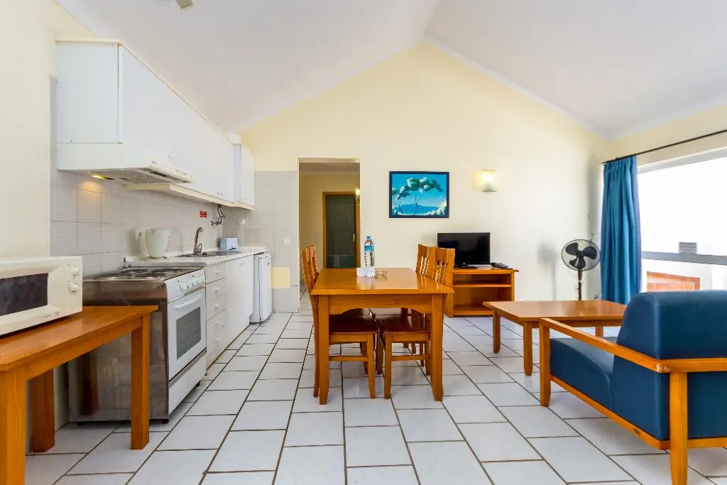 APARTMENT ONE BEDROOM Room, Ouratlantico, Algarve