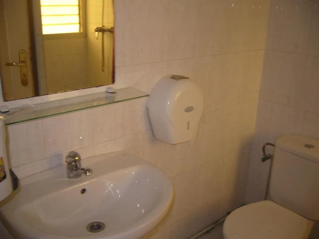Room, El Artista de Paraíso, Costa Blanca