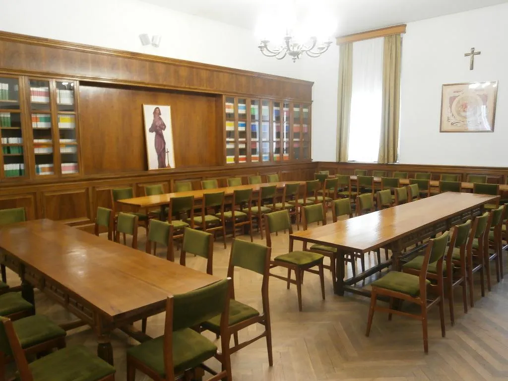 Conferences, Hospederia Santa Cruz, Madrid