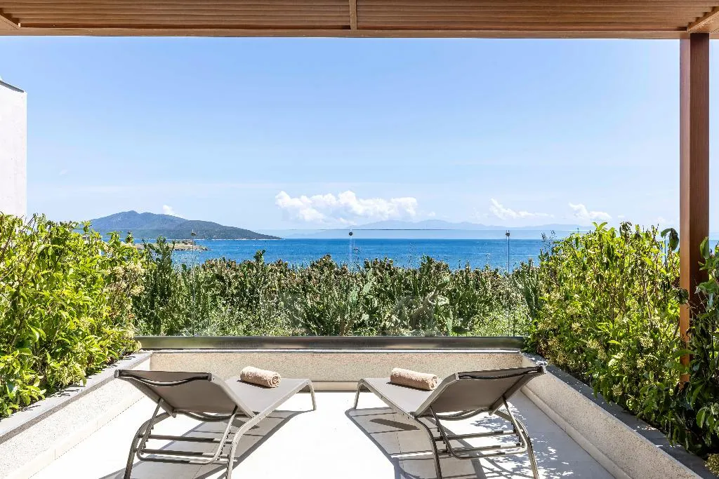 TRIPLE WITH TERRACE Room, Mirada Exclusive Hotel Bodrum, Bodrum