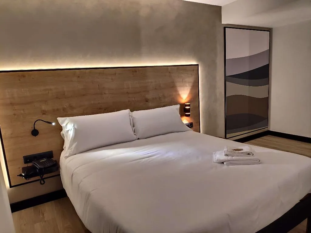 Room, ibis Styles Figueres Ronda, Costa Brava