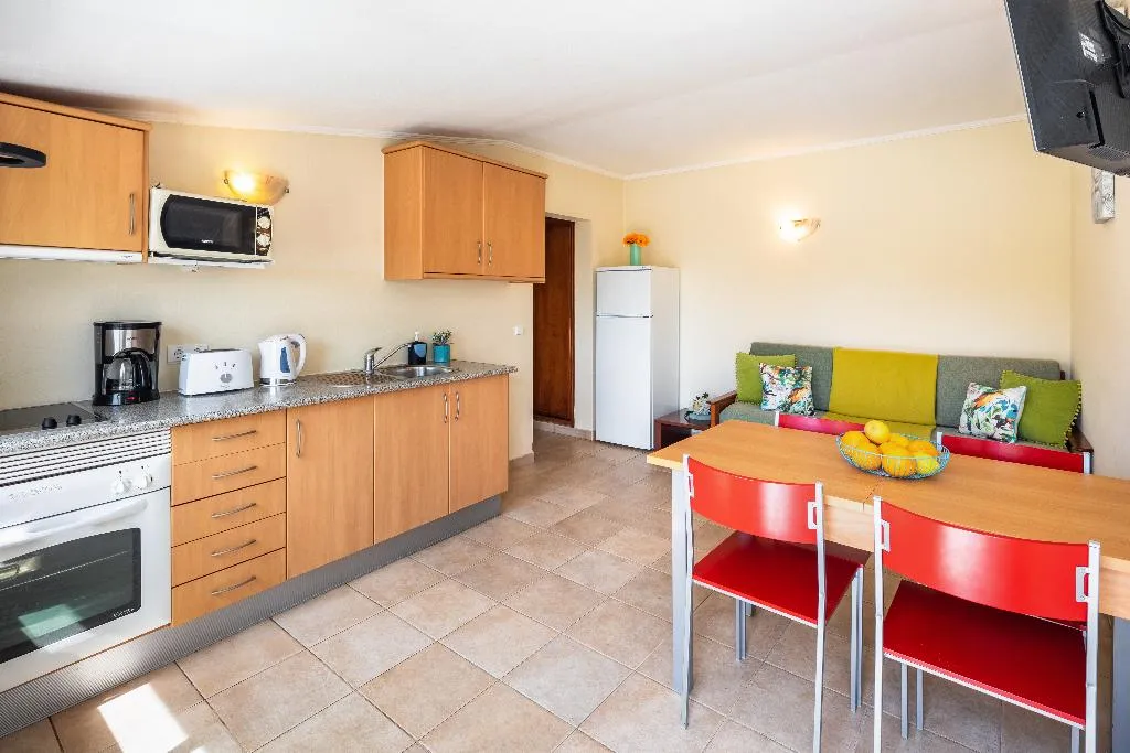 APARTMENT ONE BEDROOM Room, Flor da Laranja, Algarve