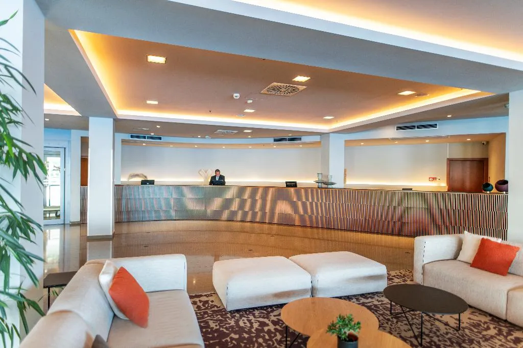 Lobby, Dubrovnik Palace, Dubrovnik