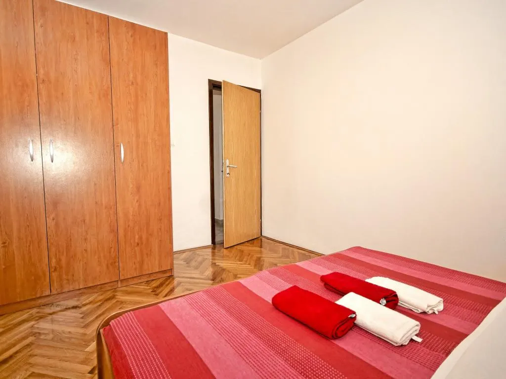 APARTMENT CAPACITY 2 Room, Apartments Snjezana, Istria