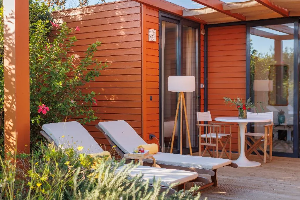 STUDIO DELUXE ONE BED Room, Laranjal Farm House, Algarve