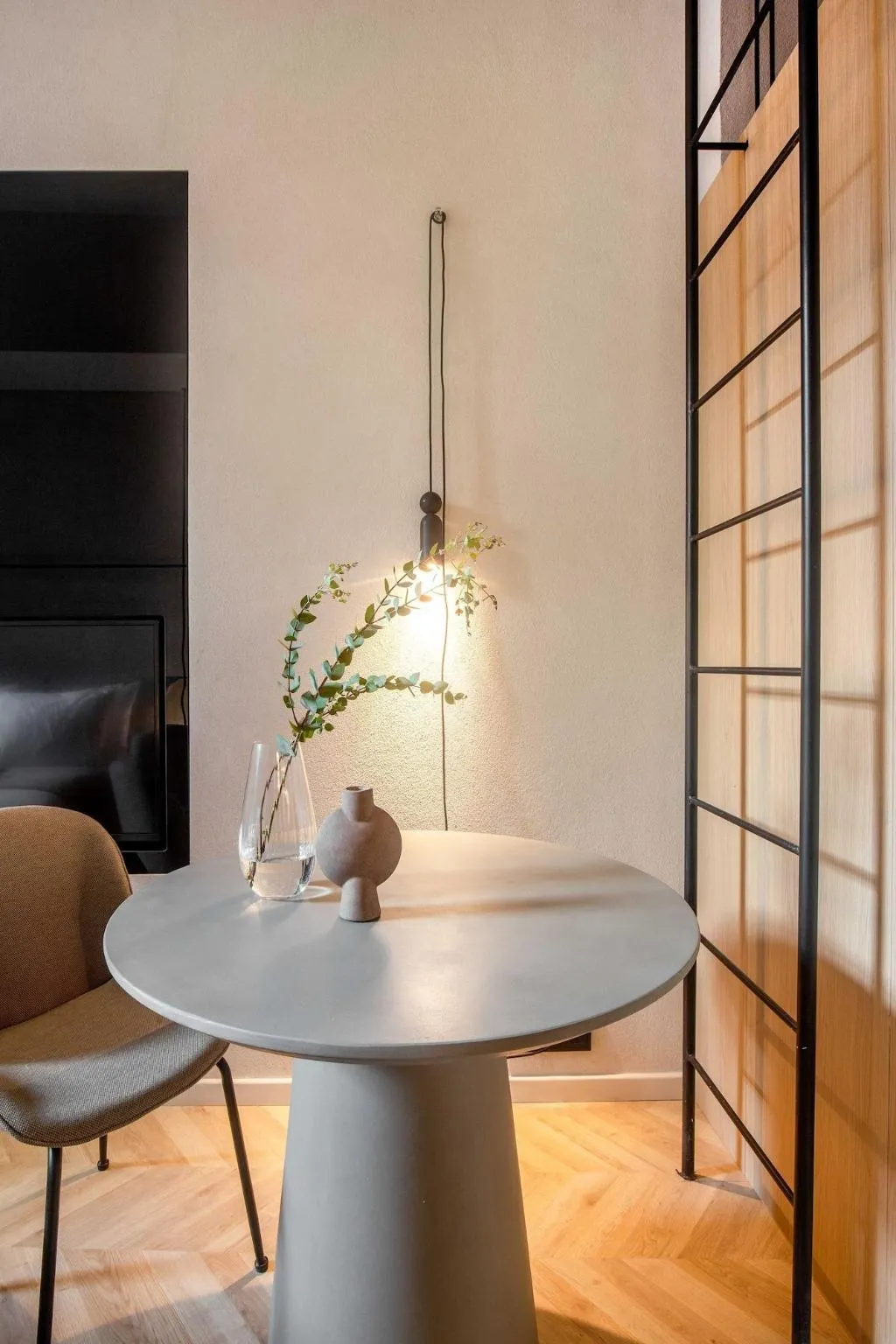 Room, Newel Psychiko, Athens