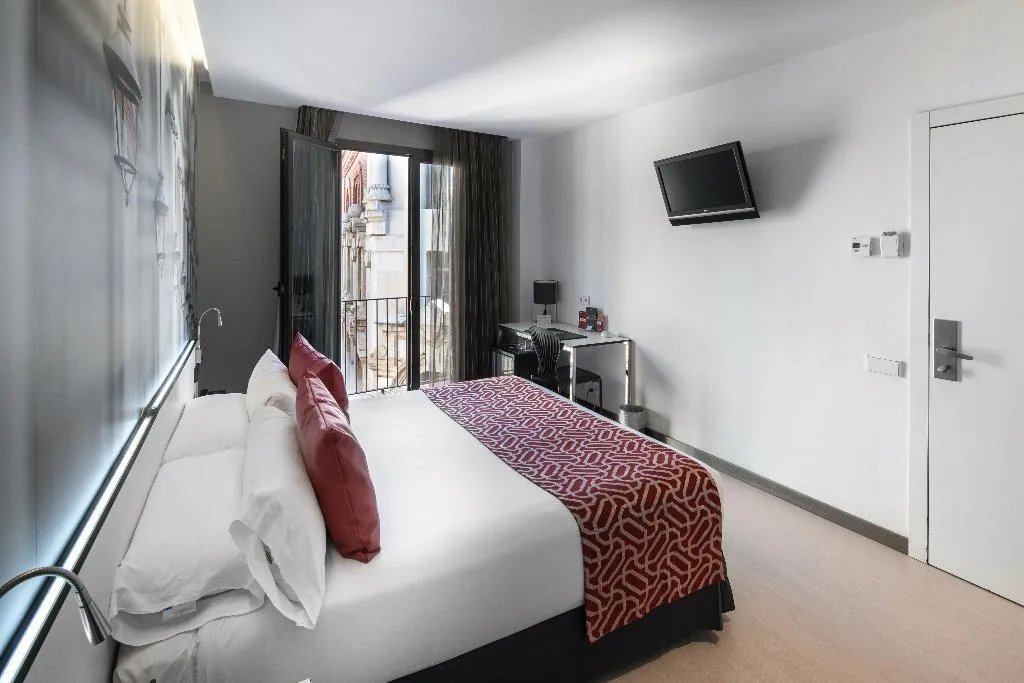Double or Twin WITH BALCONY Room, Catalonia Avinyo, Barcelona