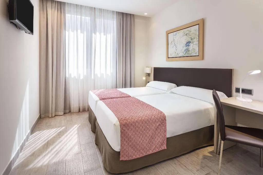 Room, Catalonia Hispalis, Seville