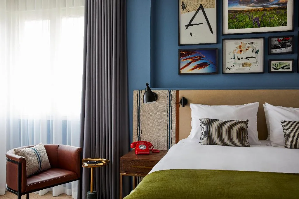 TWIN PREMIUM Room, Hotel Indigo Madrid - Princesa, Madrid