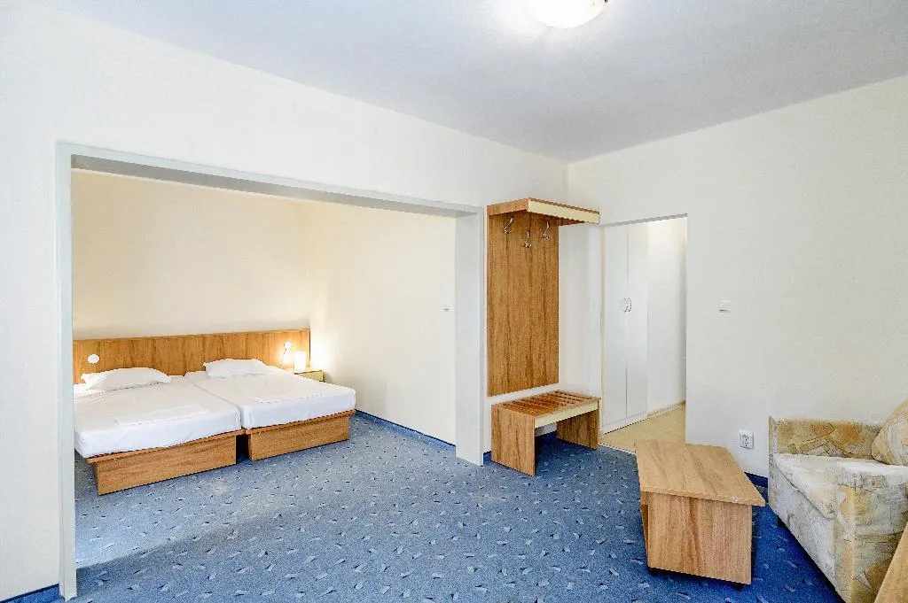 STUDIO STANDARD Room, International House of Journalists, Varna