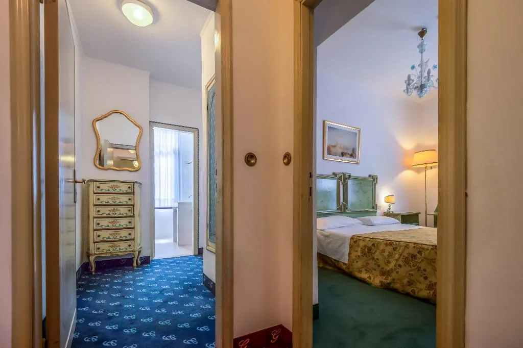 FAMILY ROOM STANDARD Room, Giorgione Hotel, Venice