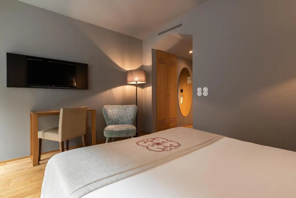 DOUBLE PRESTIGE Room, Eurostars Santa Luzia, Porto