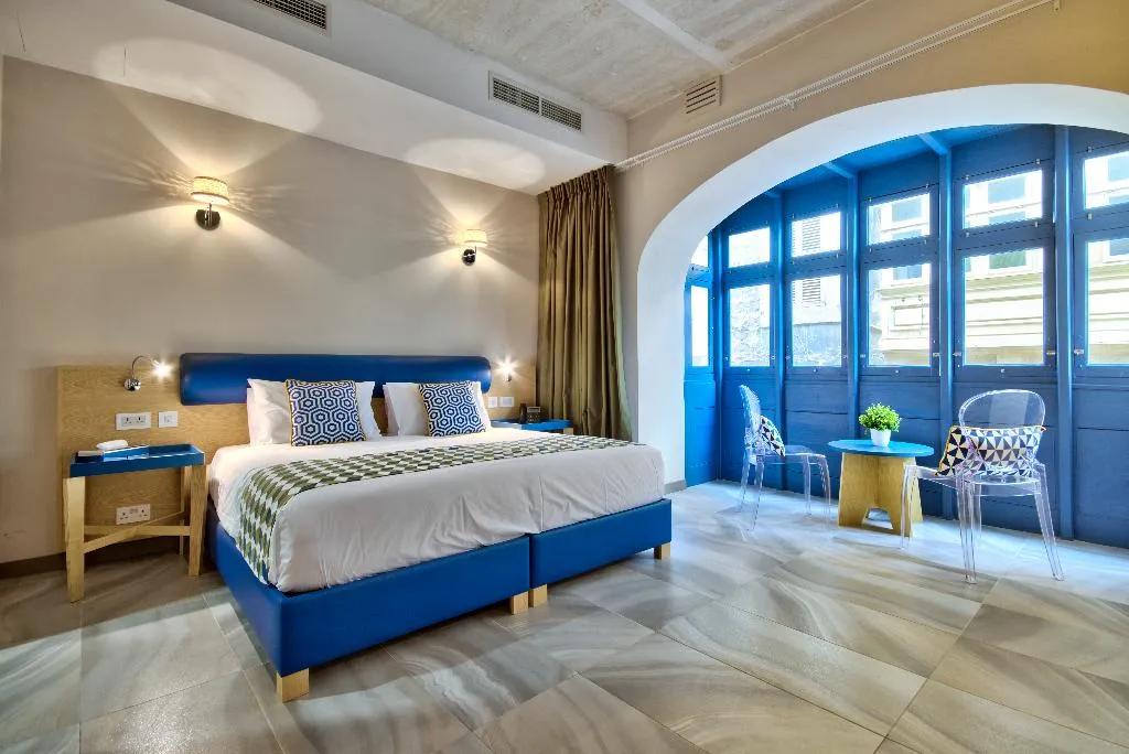 SUITE SUPERIOR CITY VIEW Room, The British Suites, Malta
