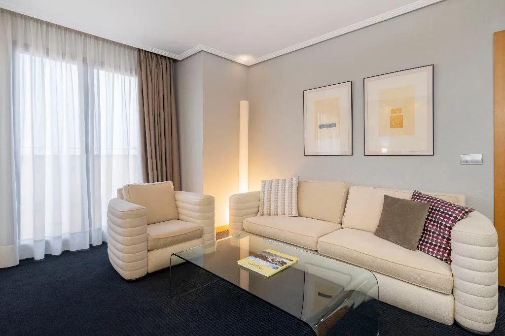 JUNIOR SUITE STANDARD Room, Eurostars Rey Alfonso X, Madrid