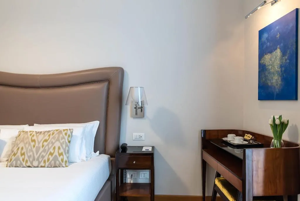 Room, Relais Rione Ponte, Rome