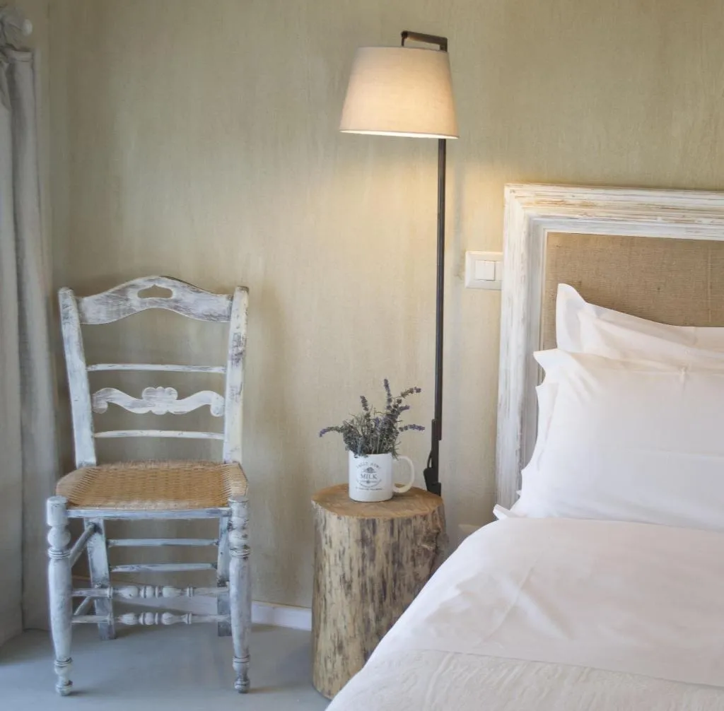 Room, Riserva Del Noce, Catania