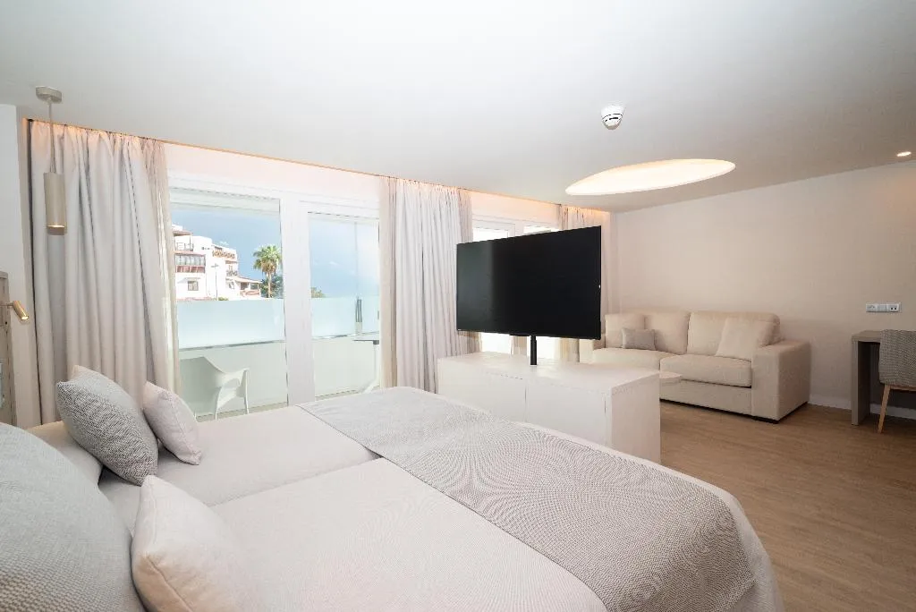 JUNIOR SUITE WITH BALCONY Room, Sahara Playa, Gran Canaria