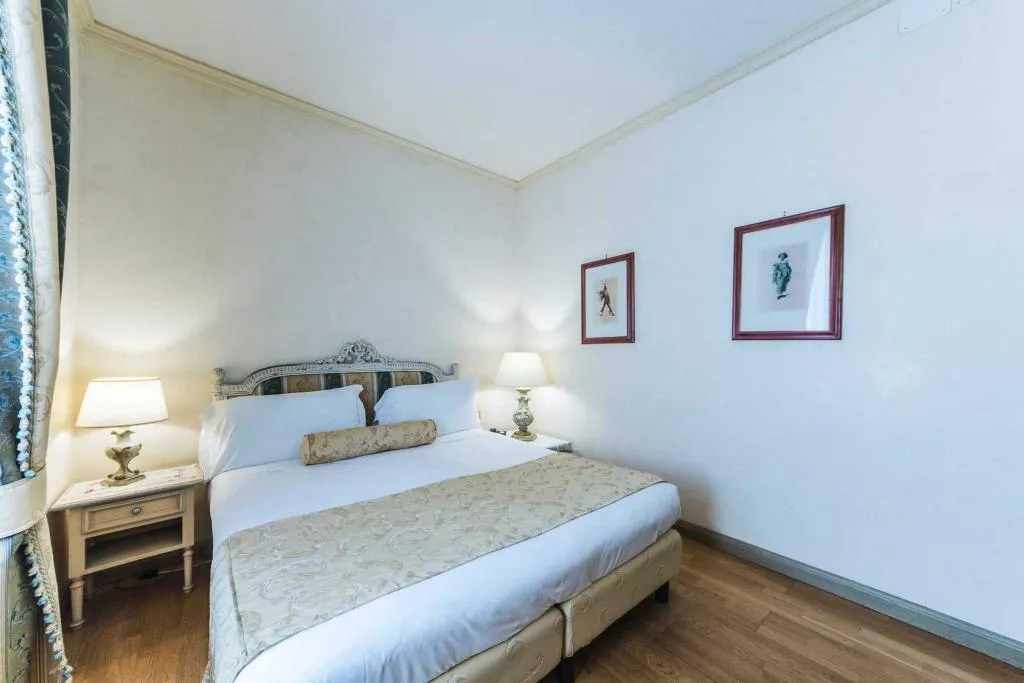 Double or Twin STANDARD Room, Hotel Villa Laguna, Venice