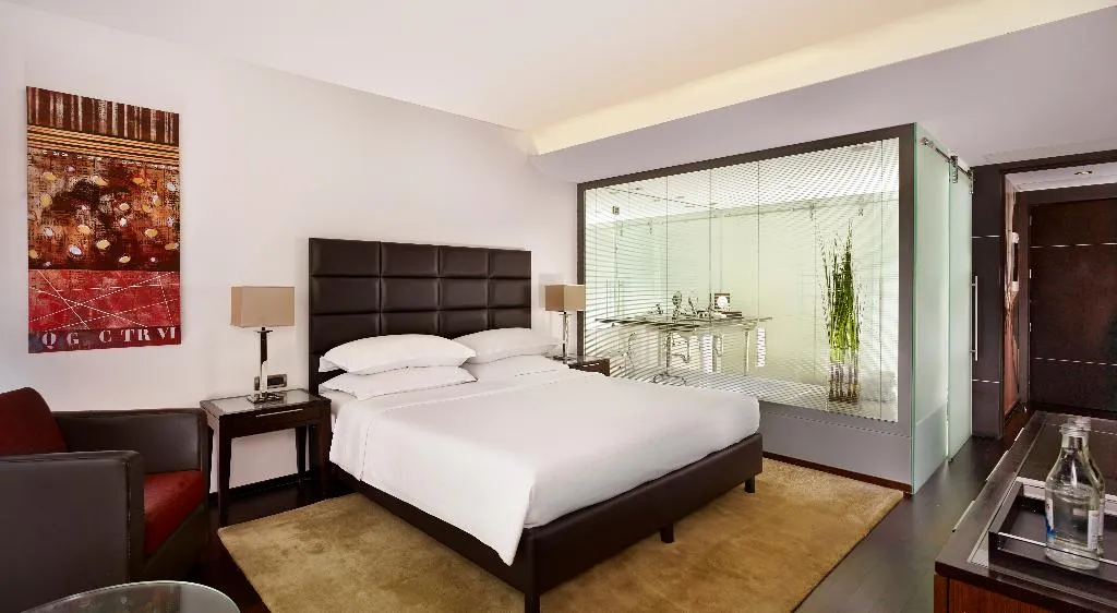 SINGLE CLUB Room, Sheraton Porto Hotel & Spa, Porto
