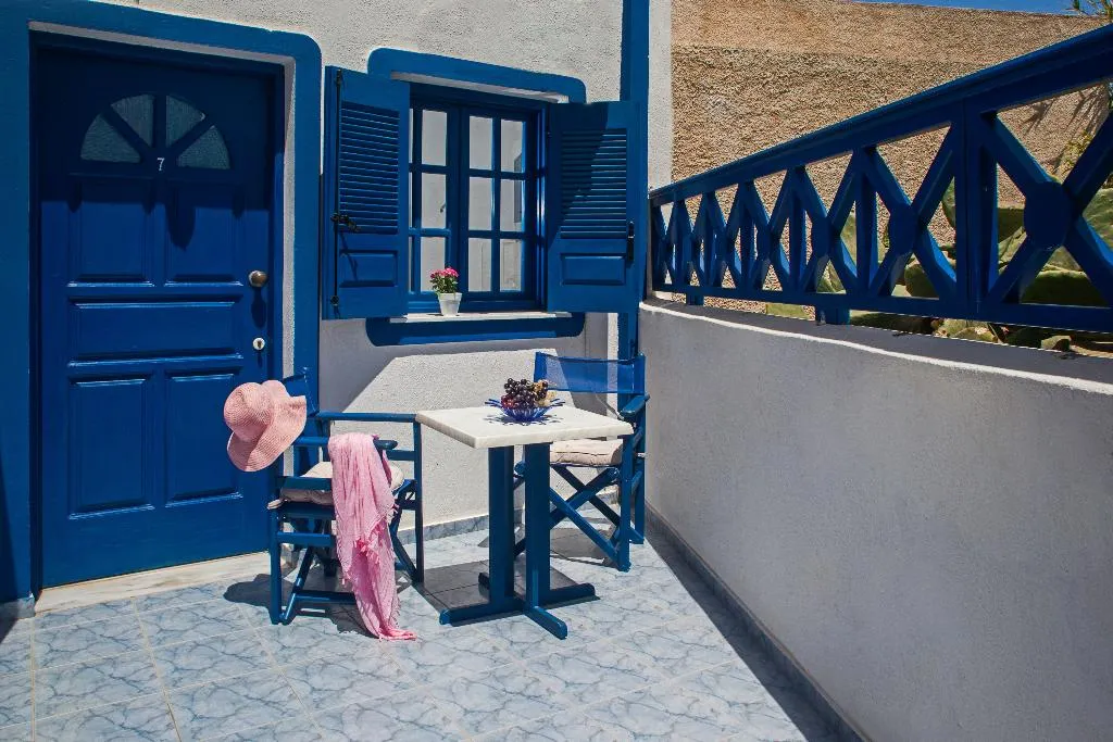 TRIPLE PARK VIEW Room, Roula Villa, Santorini