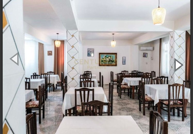 Kurti Hotel, Kavaje