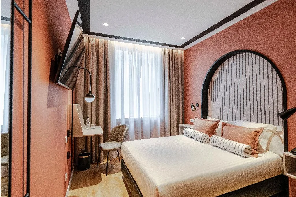 DOUBLE SINGLE USE STANDARD Room, Vincci Bonjardim, Porto