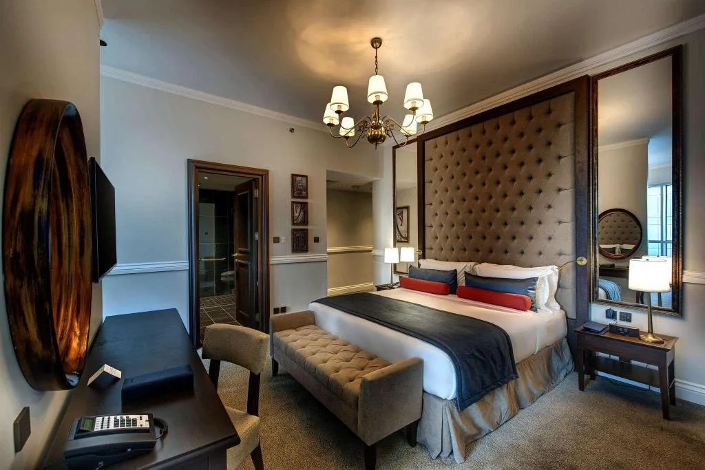 Room, Dukes The Palm Dubai Hotel, Dubai