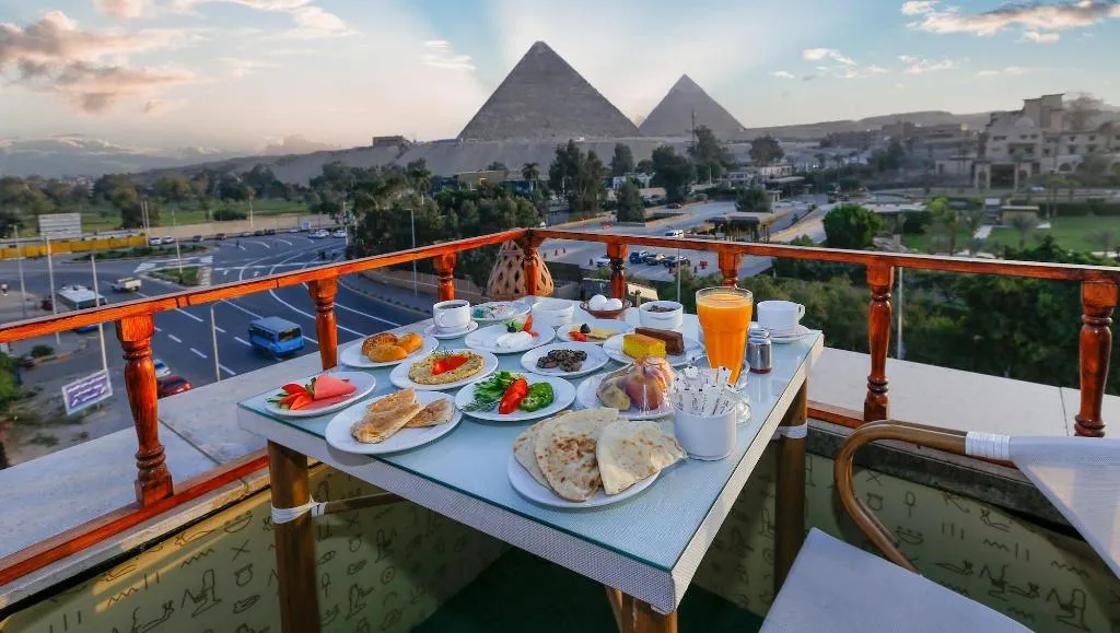 Restaurant, Turquoise Pyramids Hotel, Cairo