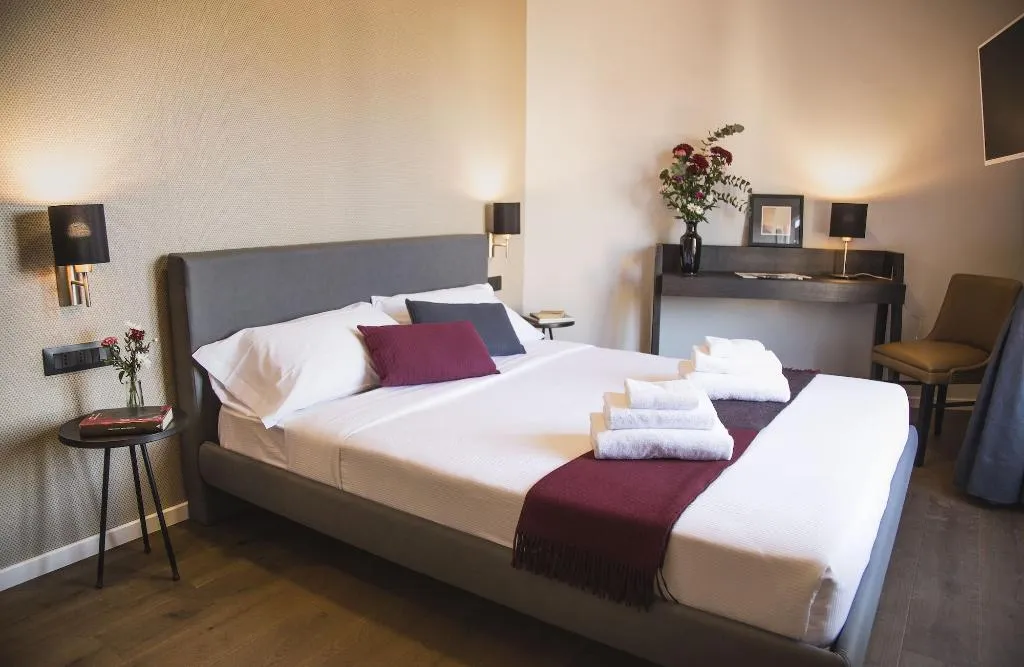 Room, Little Queen Navona, Rome