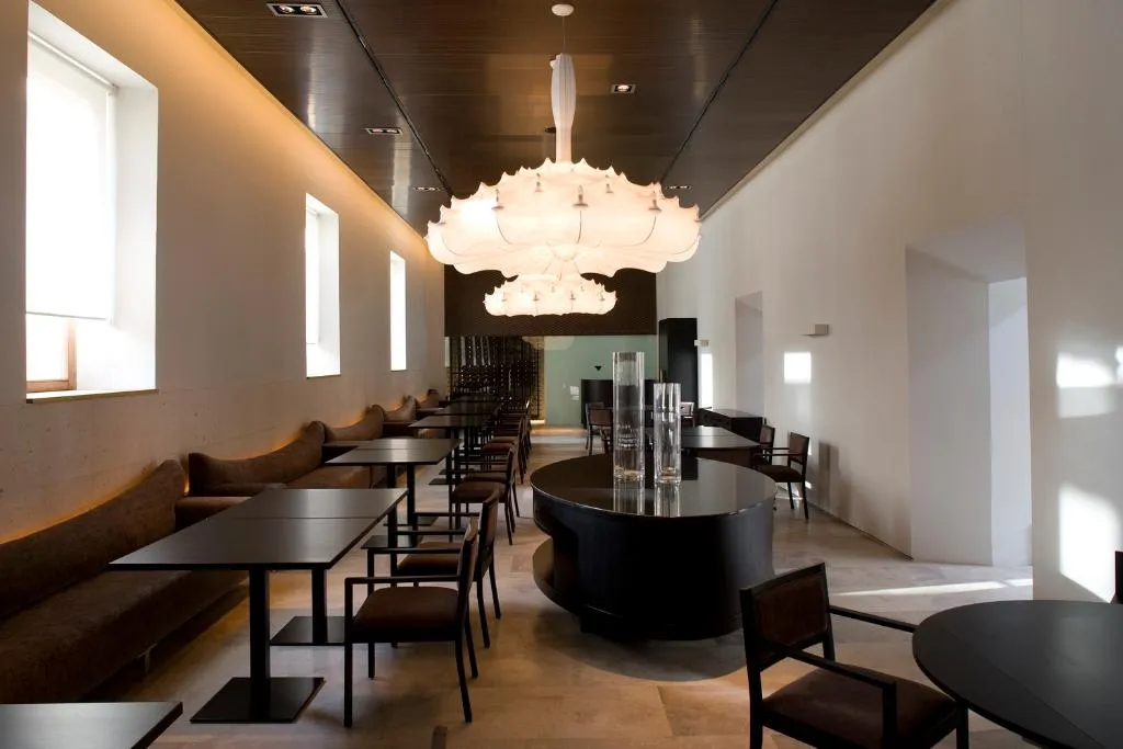 Bar, Parador de Alcala de Henares, Madrid