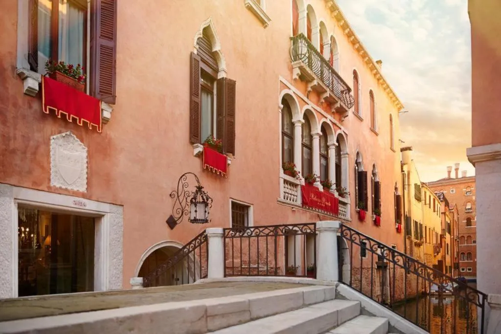 General view, Palazzo Paruta, Venice