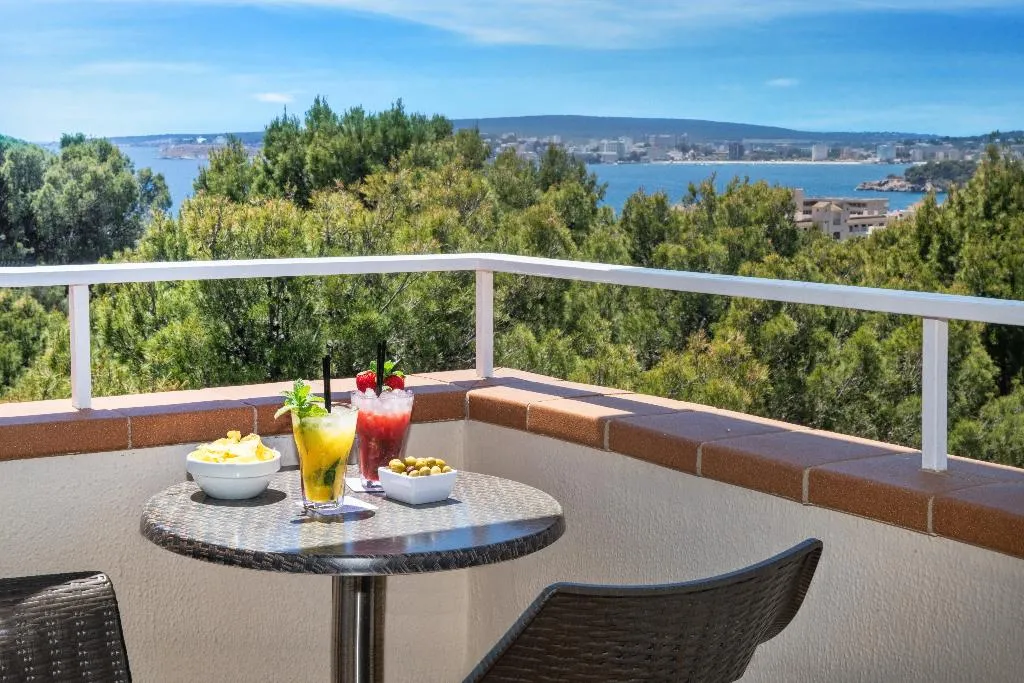 Double or Twin DELUXE Room, Salles Hotel Marina Portals, Majorca
