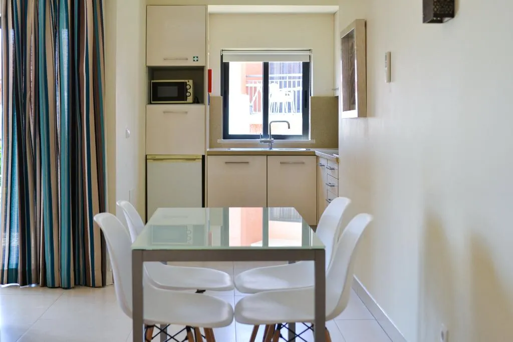 APARTMENT TWO BEDROOMS Room, Vitors Village, Algarve