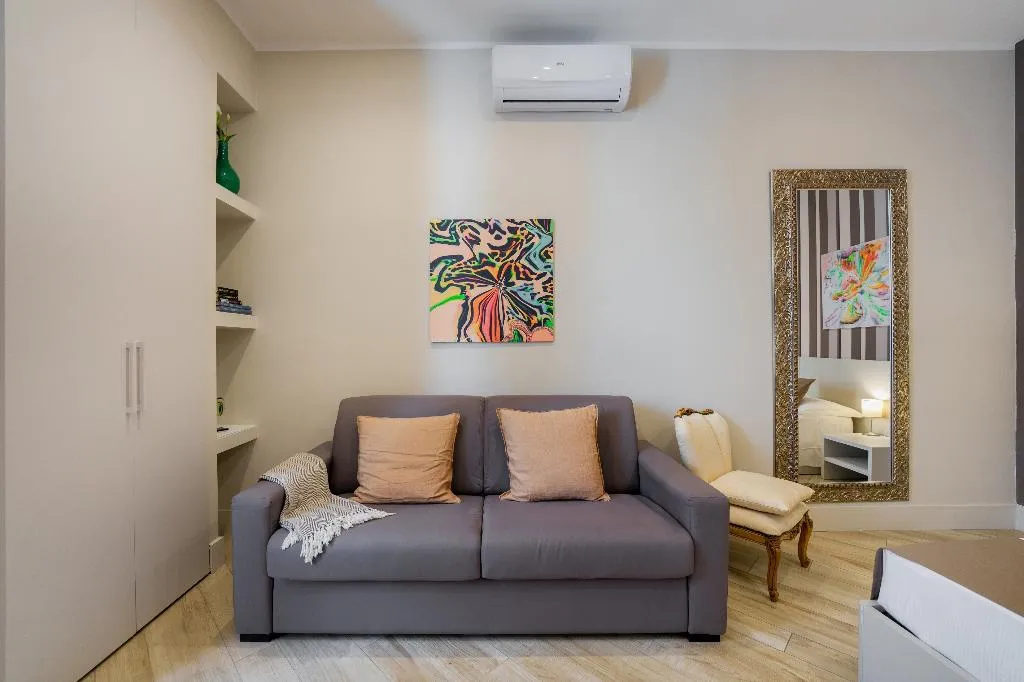 QUADRUPLE CITY VIEW Room, It's Room Naples, Naples
