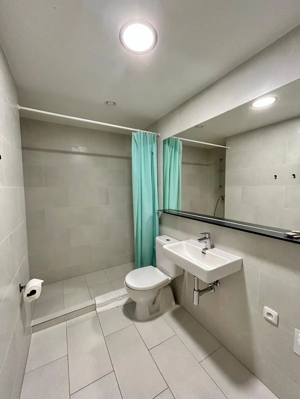 JUNIOR SUITE STANDARD Room, Figaro Suites, Prague