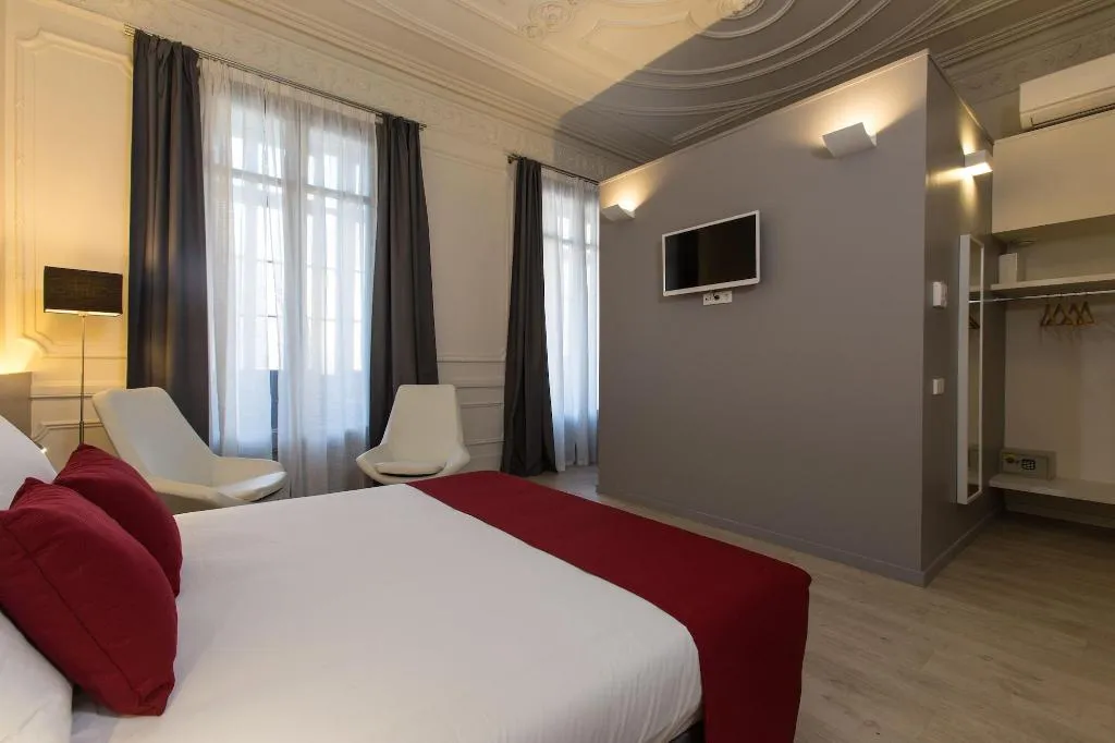 Room, Izaila Plaza Catalunya, Barcelona