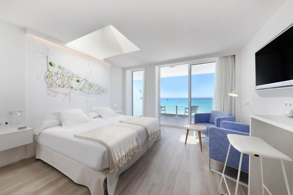 STUDIO SEA VIEW Room, Iberostar Waves Bahía de Palma, Majorca