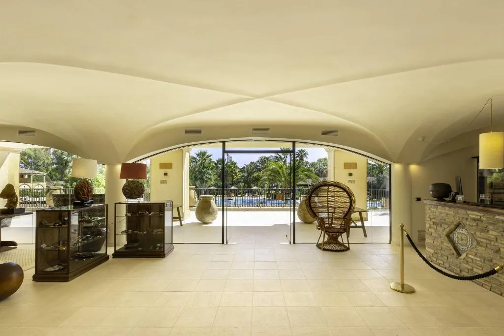 Lobby, Costa Dei Fiori, Cagliari