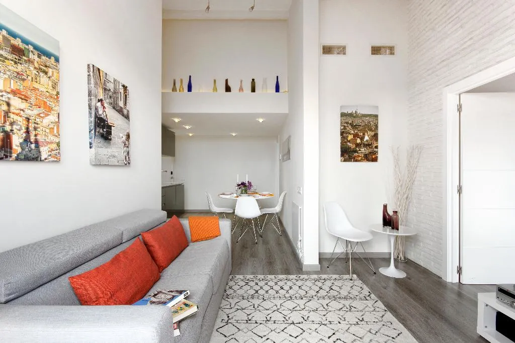 APARTMENT TWO BEDROOMS WITH TERRACE Room, Mercedes Heritage Apartments, Barcelona