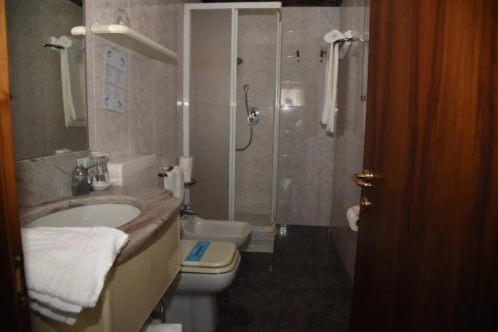 Double or Twin CLASSIC Room, Duca D'Aosta, Venice